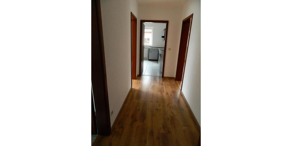 Dachgeschoßwohnung Crivitz - 3 Zimmer, 73 m&sup2;, 475&euro; | Angebot:26262874