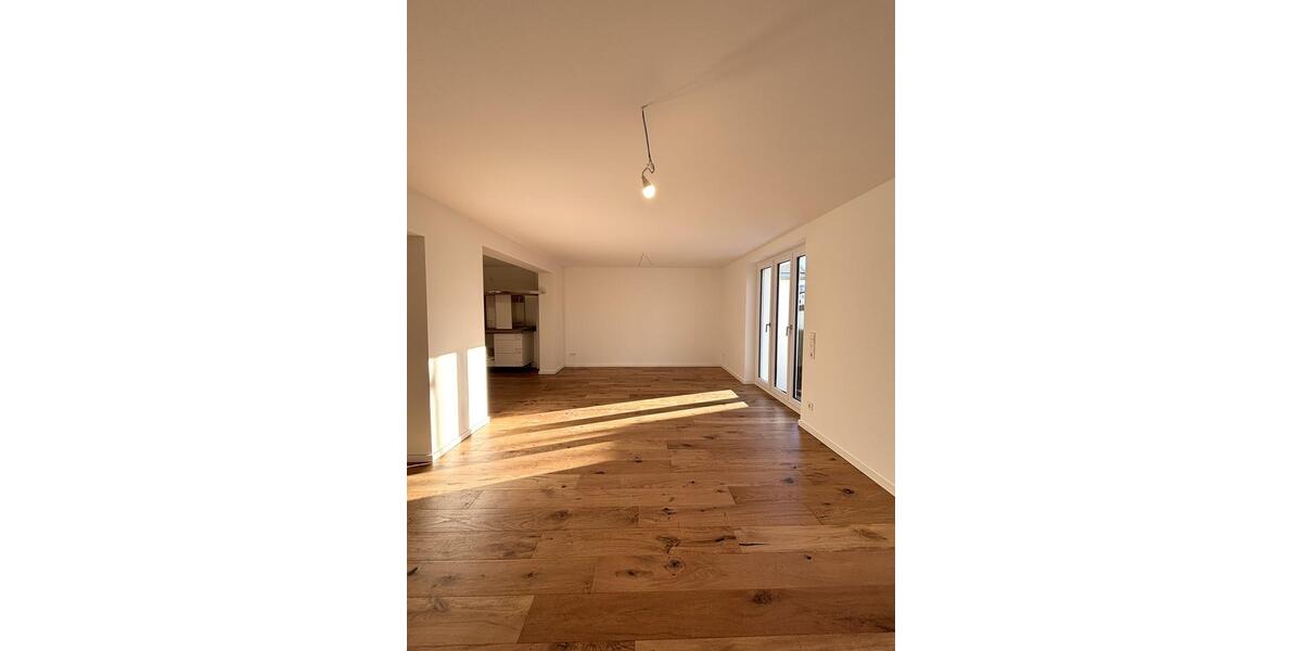 Erdgeschoßwohnung Sindelfingen - 2 Zimmer, 73 m&sup2;, 1.135&euro; | Angebot:24400065