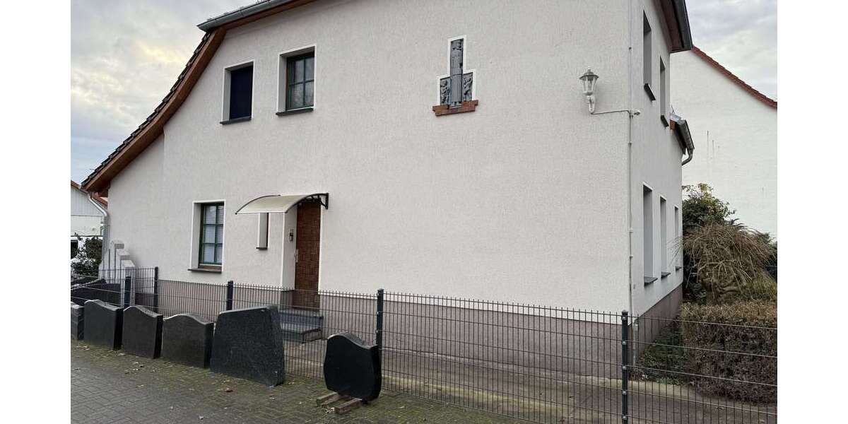 Einfamilienhaus Kalbe (Milde) Kalbe - 6 Zimmer, 135 m&sup2;, 770&euro; | Angebot:23807230