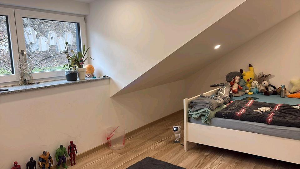 Dachgeschoßwohnung Fürstenstein - 3 Zimmer, 94 m&sup2;, 870&euro; | Angebot:26025702