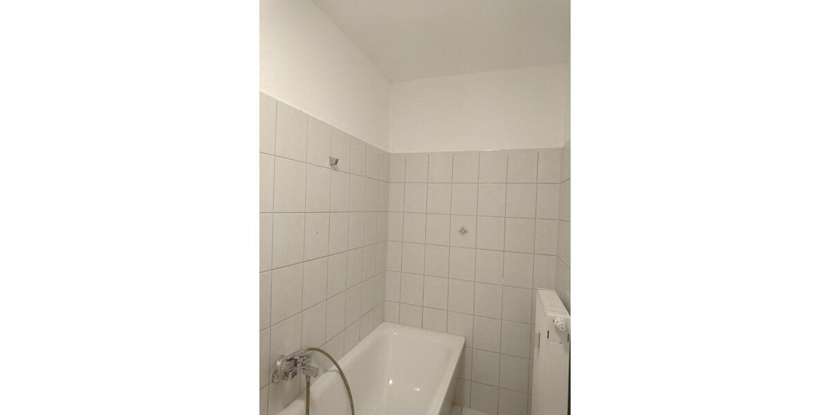 Etagenwohnung Plauen - 1 Zimmer, 36 m&sup2;, 370&euro; | Angebot:26273707