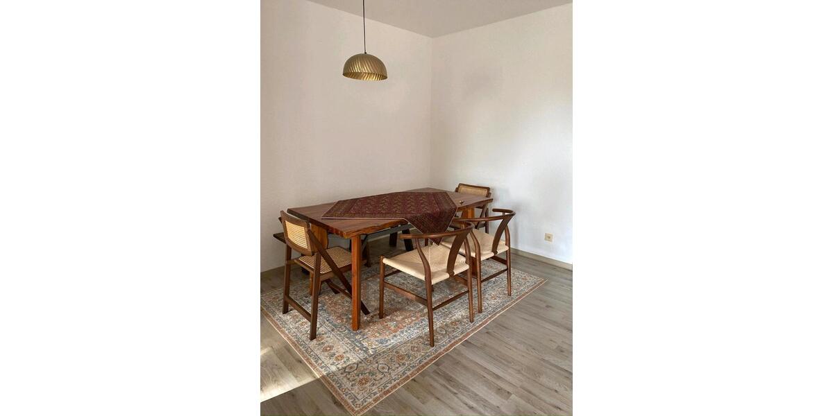 Etagenwohnung Mönchengladbach Süd - 2 Zimmer, 62 m&sup2;, 650&euro; | Angebot:26589117