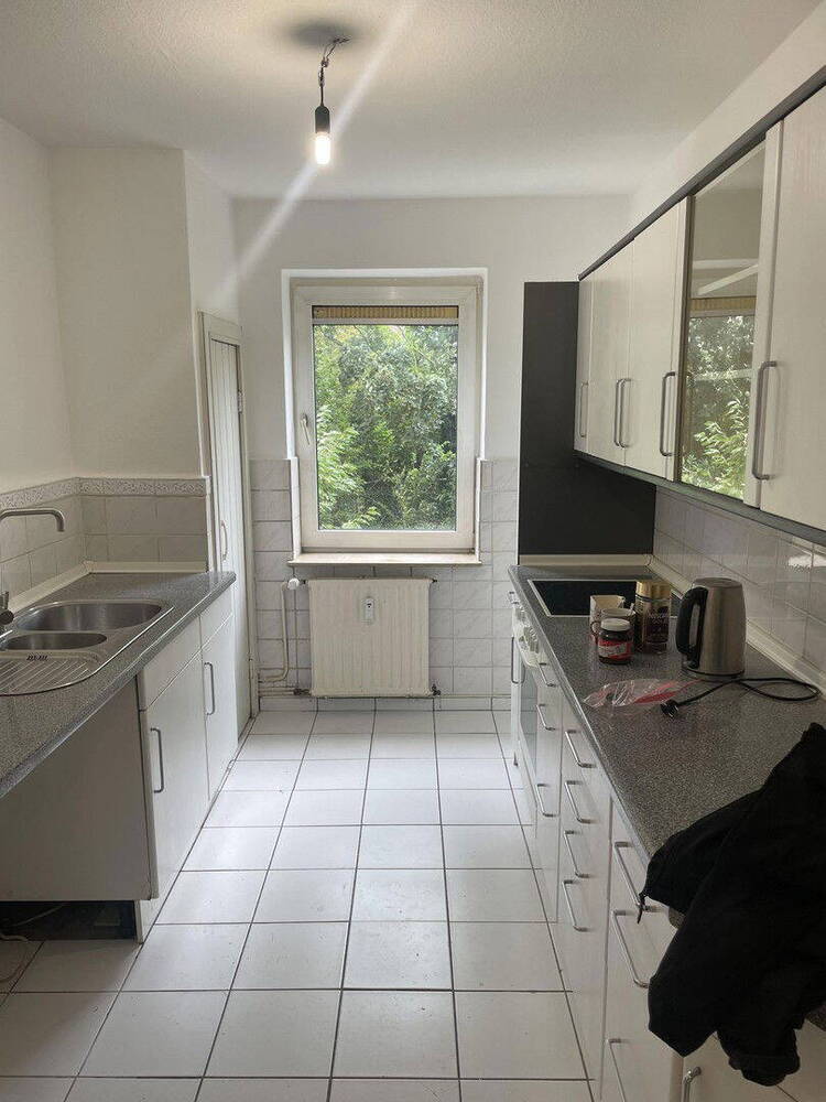 Teilrenovierte 3,5 Zimmerwohnung in Barmbek
