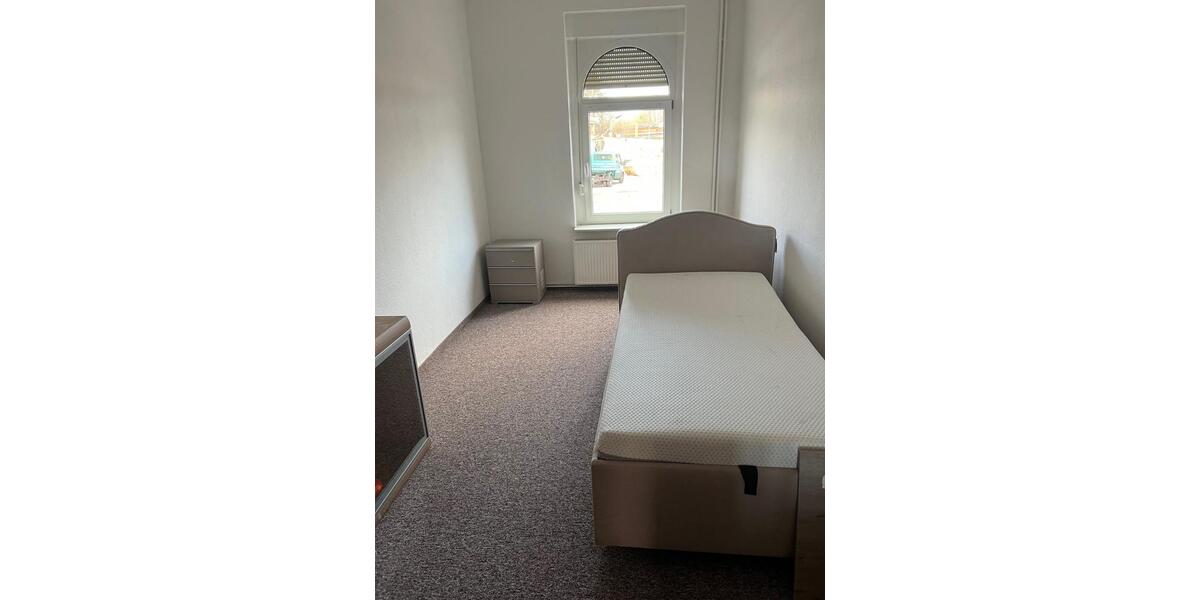 Etagenwohnung Neupetershain - 3 Zimmer, 74 m&sup2;, 592&euro; | Angebot:26561511