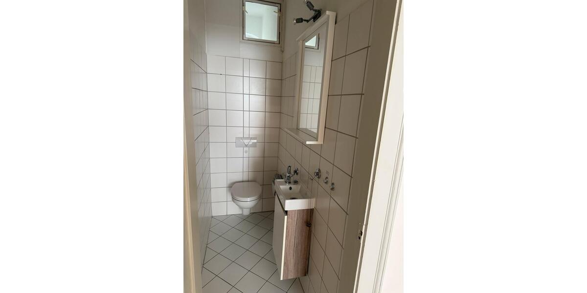 Erdgeschoßwohnung Kassel Bad Wilhelmshöhe - 3 Zimmer, 95 m&sup2;, 1.250&euro; | Angebot:26254497