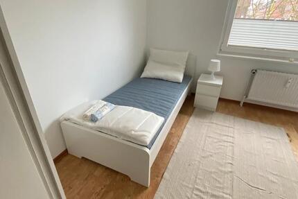 Wohnung Kiel Ellerbek - 1 Zimmer, 12 m&sup2;, 335&euro; | Angebot:25978150