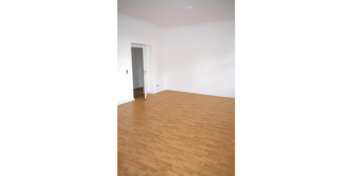 Etagenwohnung Artern - 3 Zimmer, 76 m&sup2;, 491&euro; | Angebot:26432698
