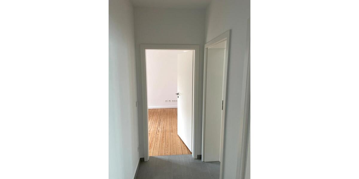 Etagenwohnung Rostock Hansaviertel - 2 Zimmer, 65 m&sup2;, 1.195&euro; | Angebot:26651742