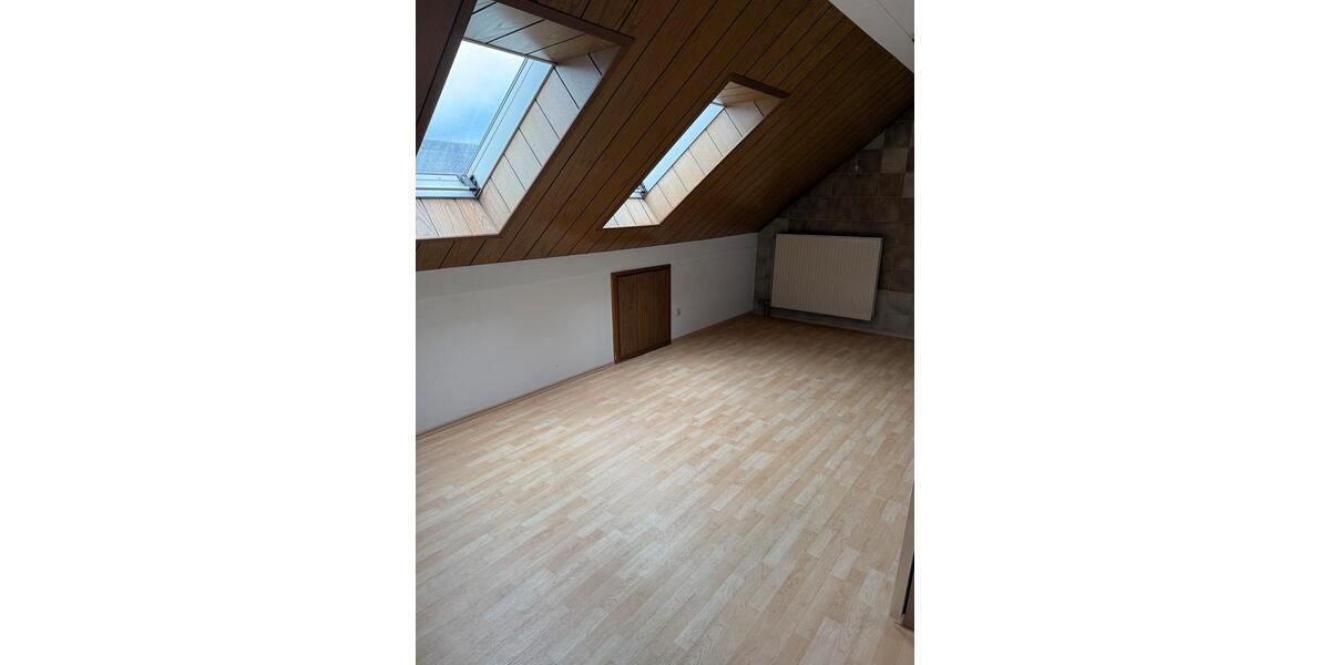 Etagenwohnung Waldsassen - 4 Zimmer, 1.000&euro; | Angebot:21625395