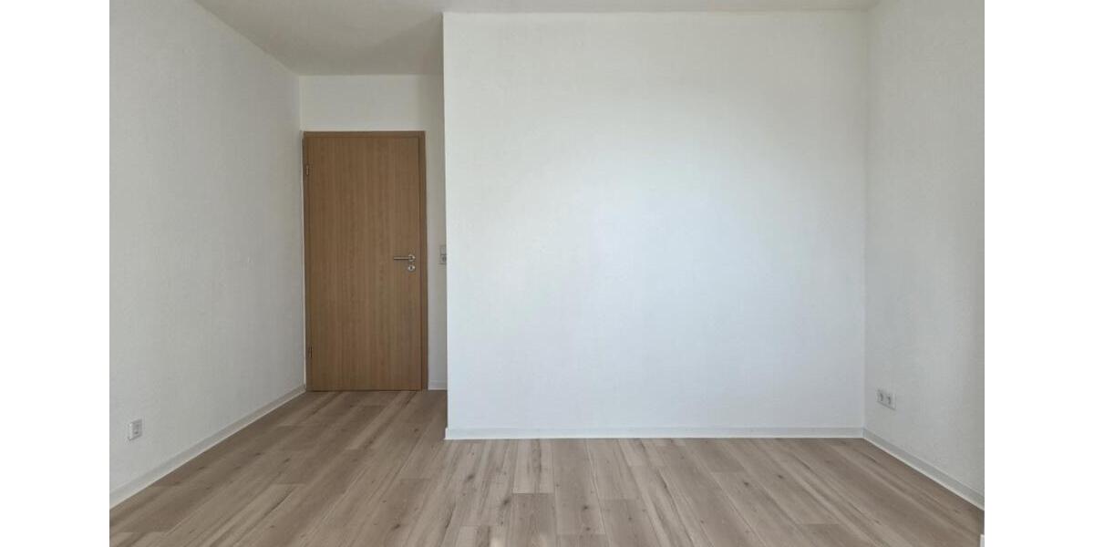 Dachgeschoßwohnung Meißen - 2 Zimmer, 47 m&sup2;, 330&euro; | Angebot:25977814