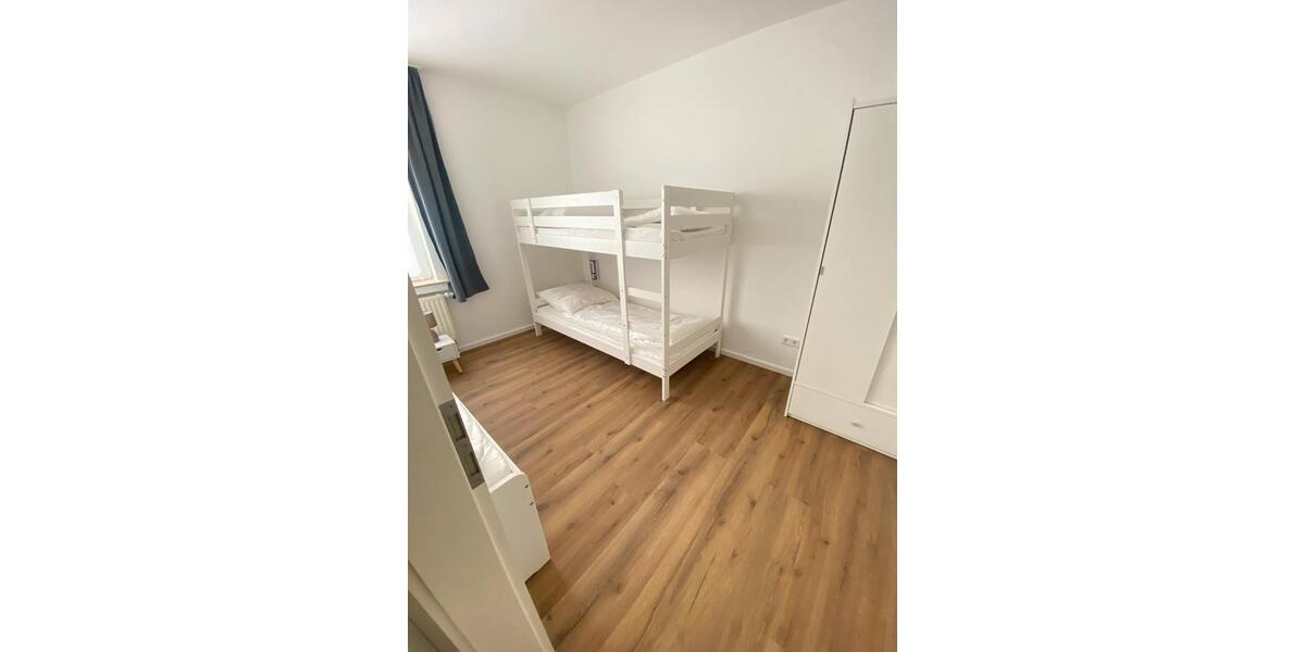 Erdgeschoßwohnung Oldenburg Ziegelhof - 3 Zimmer, 90 m&sup2;, 1.700&euro; | Angebot:25936305