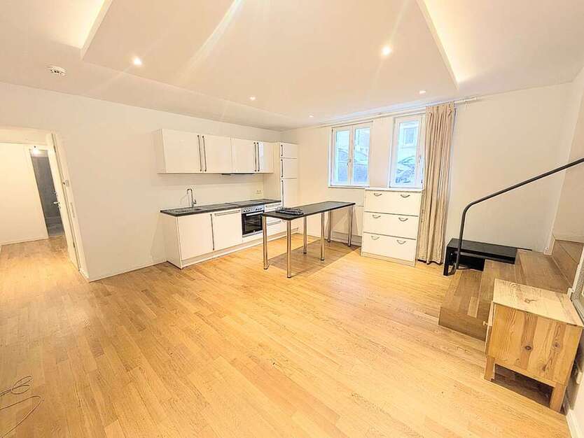 Wohnung zum Mieten in Stuttgart 1.020 € 55 m² 2 zimmer