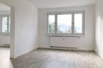Etagenwohnung Döbeln Sörmitz - 2 Zimmer, 47 m&sup2;, 240&euro; | Angebot:26674119