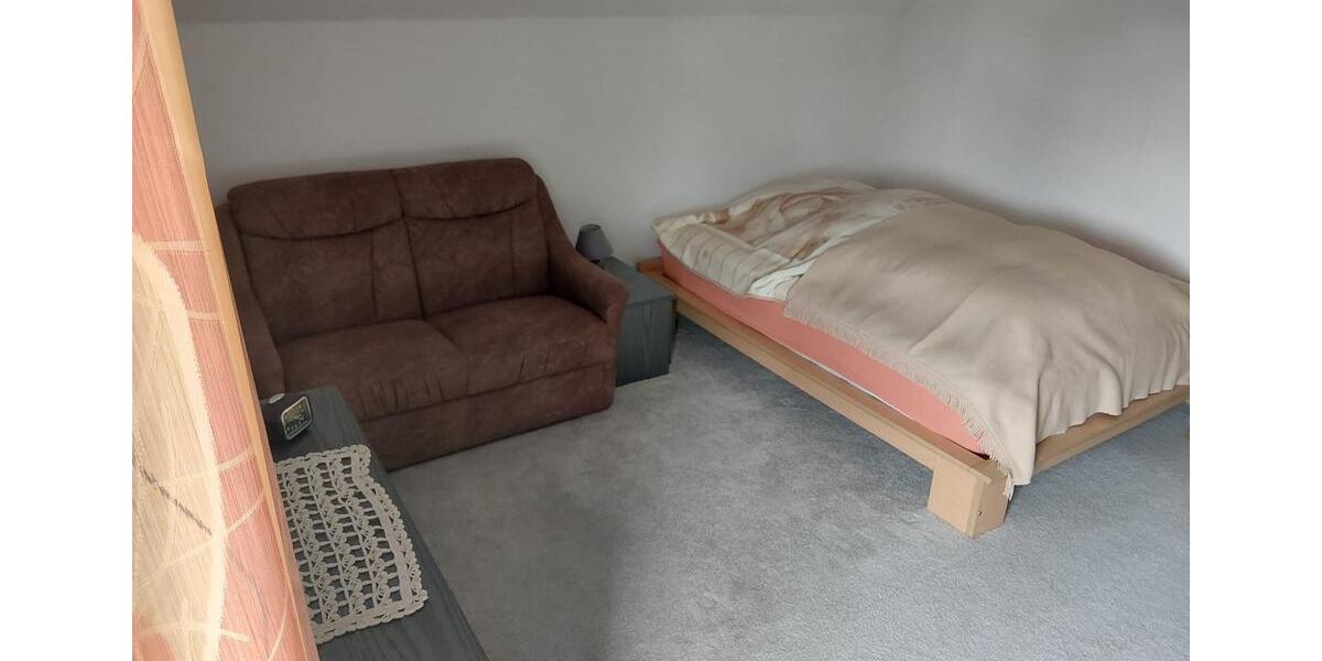 Dachgeschoßwohnung Dillingen an der Donau - 3.5 Zimmer, 65 m&sup2;, 840&euro; | Angebot:26611701