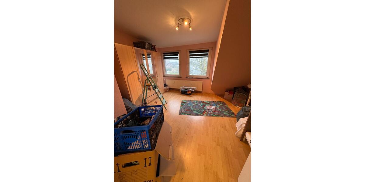 Dachgeschoßwohnung Duisburg Rheinhausen - 2 Zimmer, 69 m&sup2;, 550&euro; | Angebot:24866118