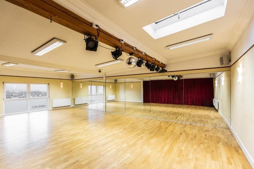 Gastronomie, Bistro, Bar, Café, Lounge, Tanzschule, Seminar, Büro