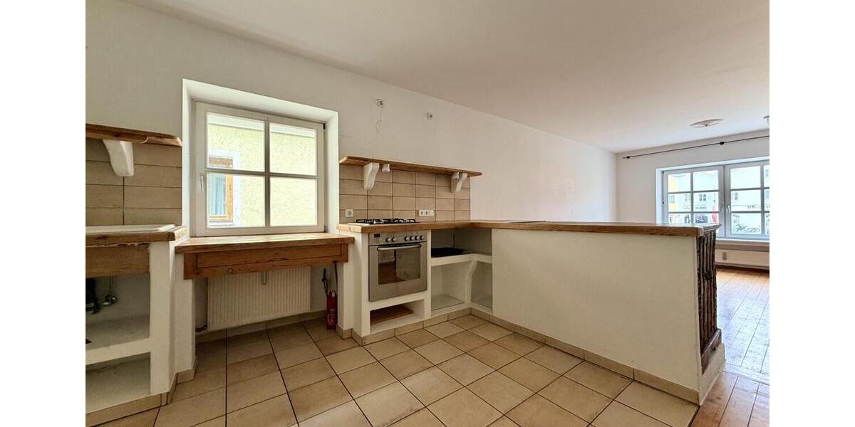 Etagenwohnung Bad Griesbach im Rottal - 5 Zimmer, 190 m&sup2;, 1.100&euro; | Angebot:26266948