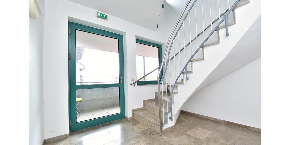 Zentrale Dachgeschosswohnung in Walsrode - A-Effizienz 3 zimmer