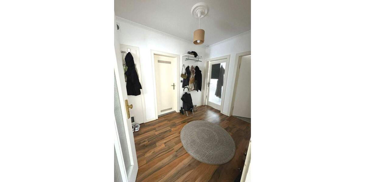 Etagenwohnung Trier Kürenz - 2 Zimmer, 68 m&sup2;, 850&euro; | Angebot:26740579