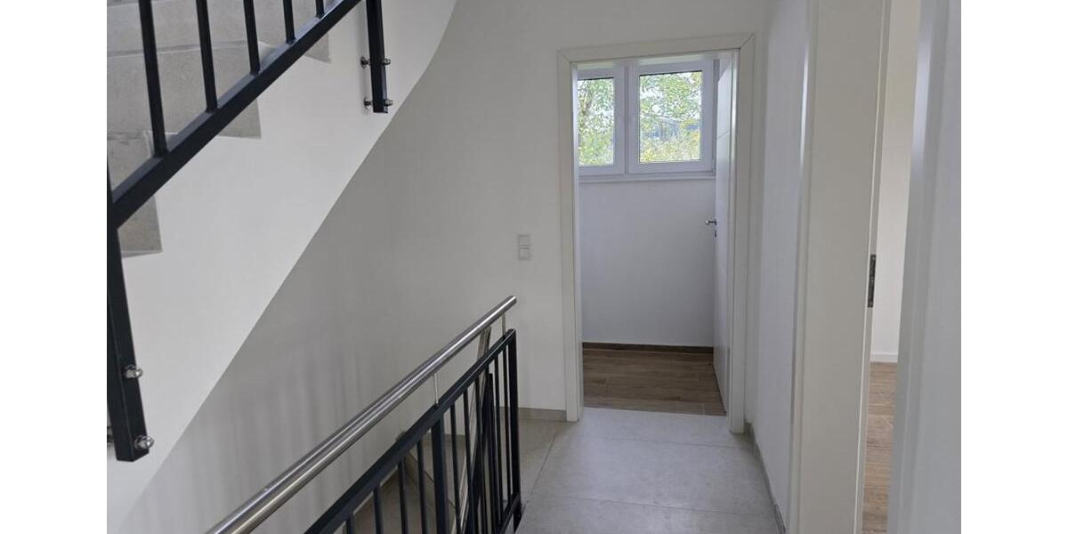 Reihenhaus Höchst im Odenwald - 4 Zimmer, 120 m&sup2;, 1.400&euro; | Angebot:23704908