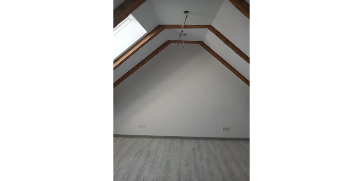 Erstbezug mit Balkon: Schöne 5-Raum-Maisonette-Wohnung 5 zimmer