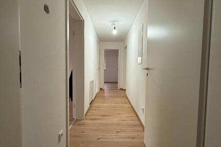 Wohnung Düsseldorf Stadtbezirk 8 - 3 Zimmer, 73 m&sup2;, 820&euro; | Angebot:24763821
