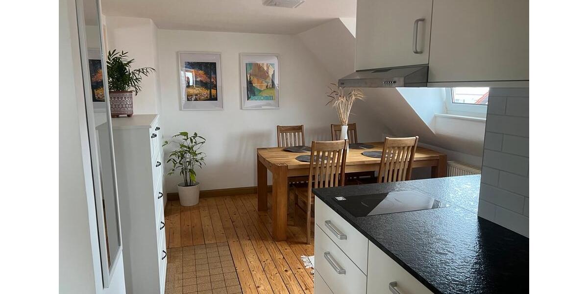 Dachgeschoßwohnung Tegernheim - 2 Zimmer, 50 m&sup2;, 995&euro; | Angebot:26251062