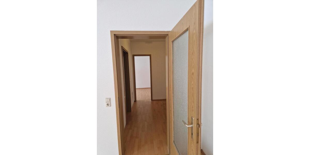 Etagenwohnung Illertissen - 1 Zimmer, 46 m&sup2;, 250&euro; | Angebot:24703612