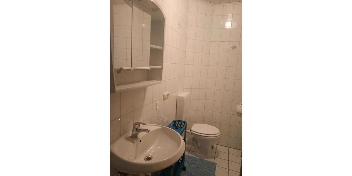 Etagenwohnung Regen - 3 Zimmer, 65 m&sup2;, 20&euro; | Angebot:24763503