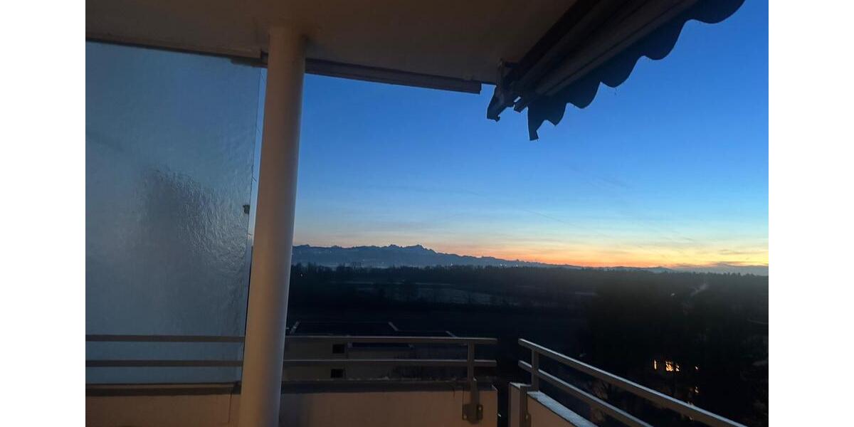 Etagenwohnung Kressbronn am Bodensee - 3.5 Zimmer, 105 m&sup2;, 1.600&euro; | Angebot:26546749