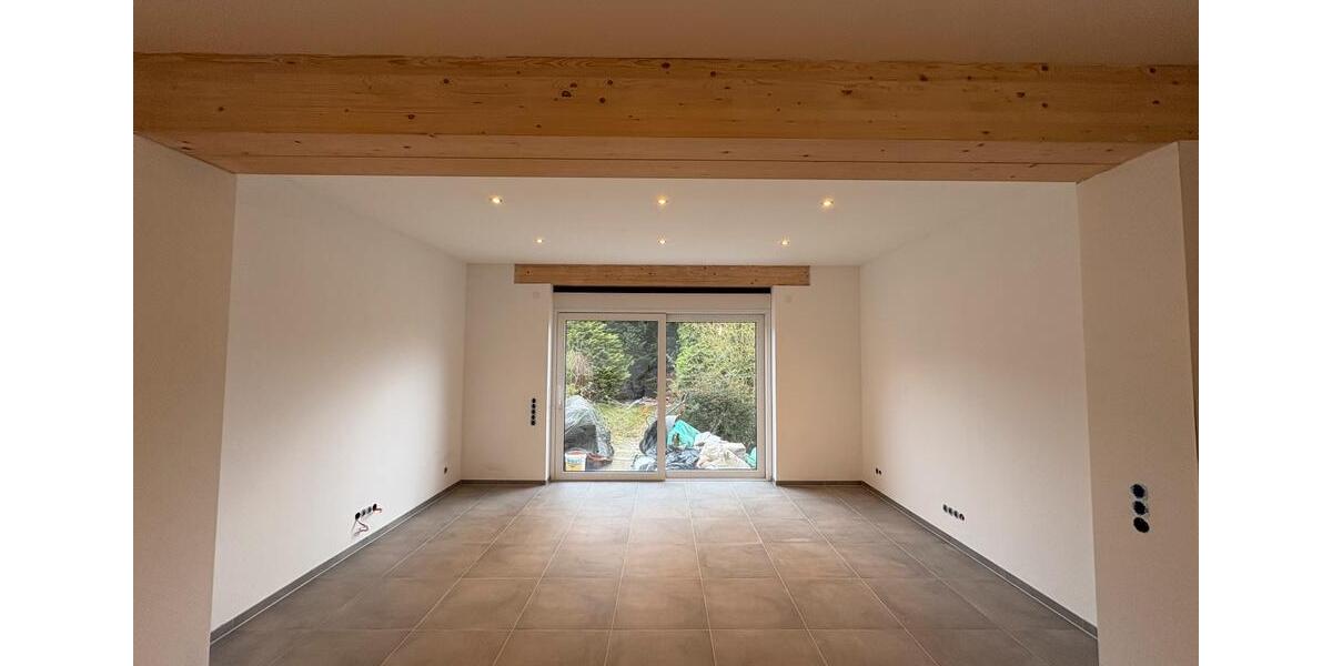 Doppelhaushälfte Mönchengladbach Süd - 4 Zimmer, 125 m&sup2;, 1.500&euro; | Angebot:25307313