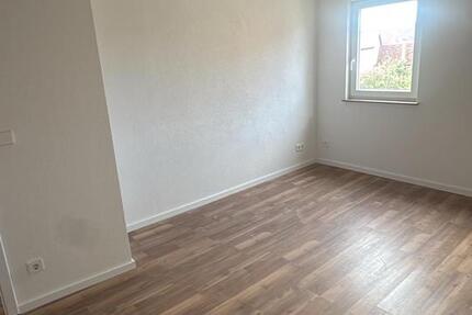 Wohnung Mühlacker - 5 Zimmer, 100 m&sup2;, 1.250&euro; | Angebot:27625082