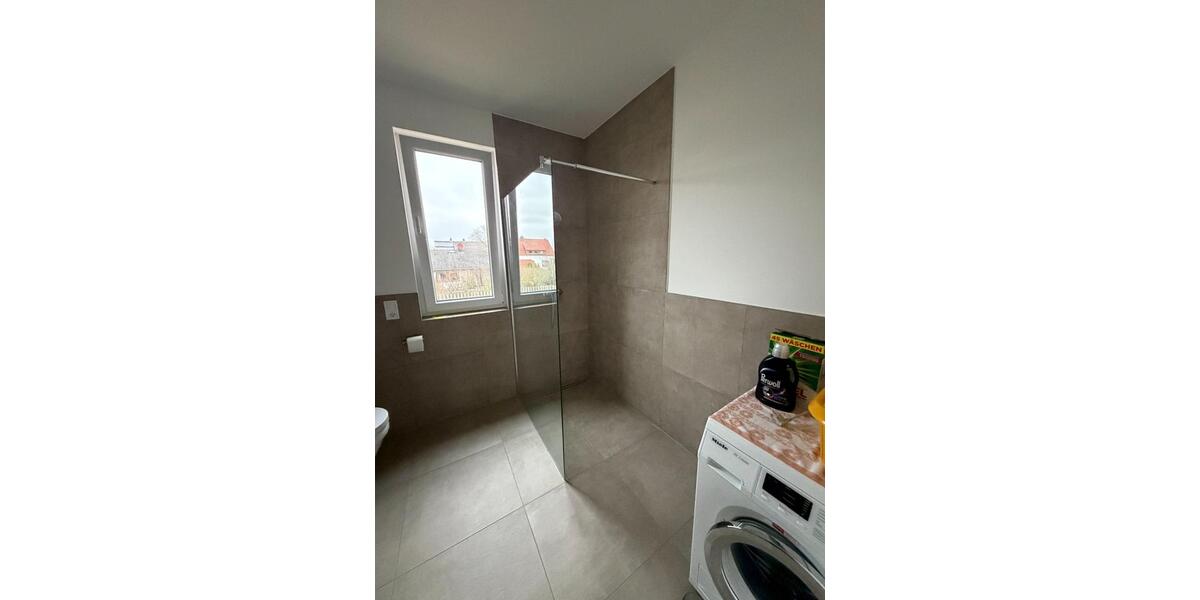 Etagenwohnung Vechelde - 3 Zimmer, 90 m&sup2;, 1.100&euro; | Angebot:25967520