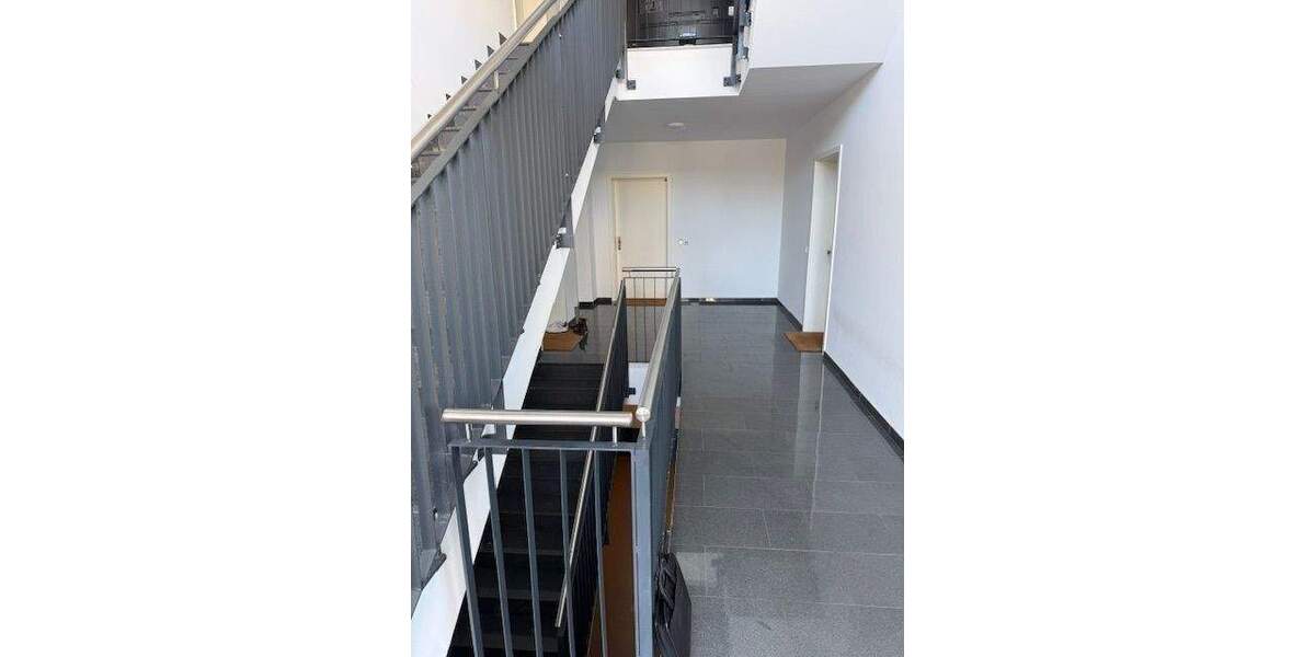 Etagenwohnung Kaarst Vorst - 3 Zimmer, 138 m&sup2;, 2.070&euro; | Angebot:24721455