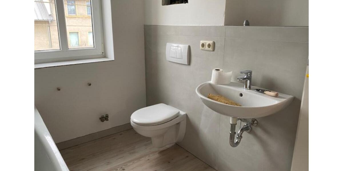 Dachgeschoßwohnung Nossen - 2 Zimmer, 78 m&sup2;, 480&euro; | Angebot:25918844