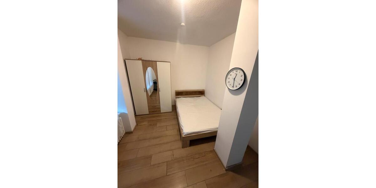 Wohnen auf Zeit Villingen-Schwenningen Schwenningen - 3 Zimmer, 16 m&sup2;, 270&euro; | Angebot:26287076