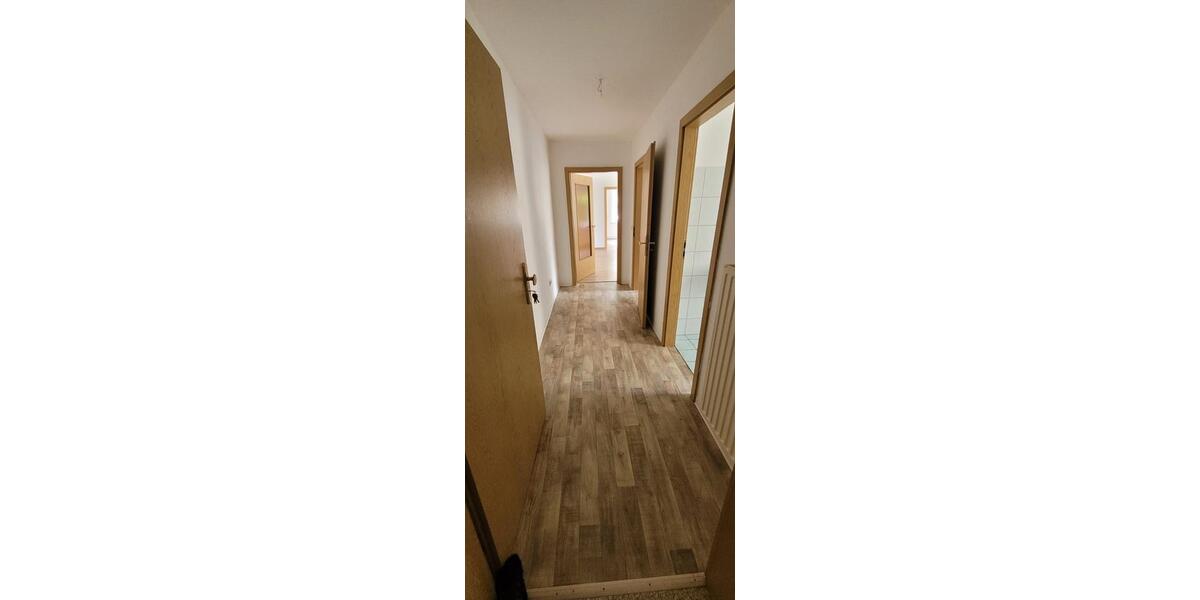 Hochparterre Ebersbach-Neugersdorf Neugersdorf - 2 Zimmer, 43 m&sup2;, 235&euro; | Angebot:24752107