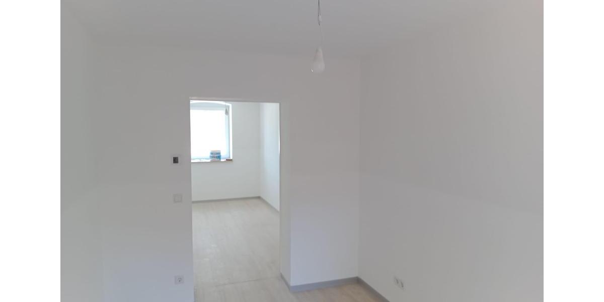 Etagenwohnung Lübben (Spreewald) - 3 Zimmer, 96 m&sup2;, 930&euro; | Angebot:26252305