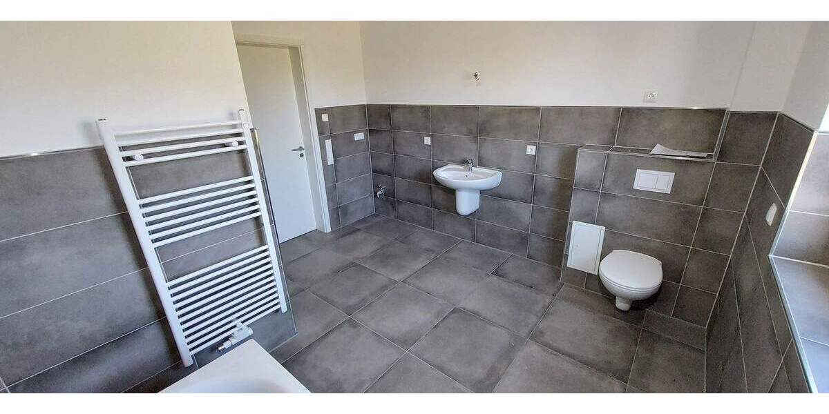 Etagenwohnung Stralsund Tribseer - 3 Zimmer, 99 m&sup2;, 1.287&euro; | Angebot:26105678