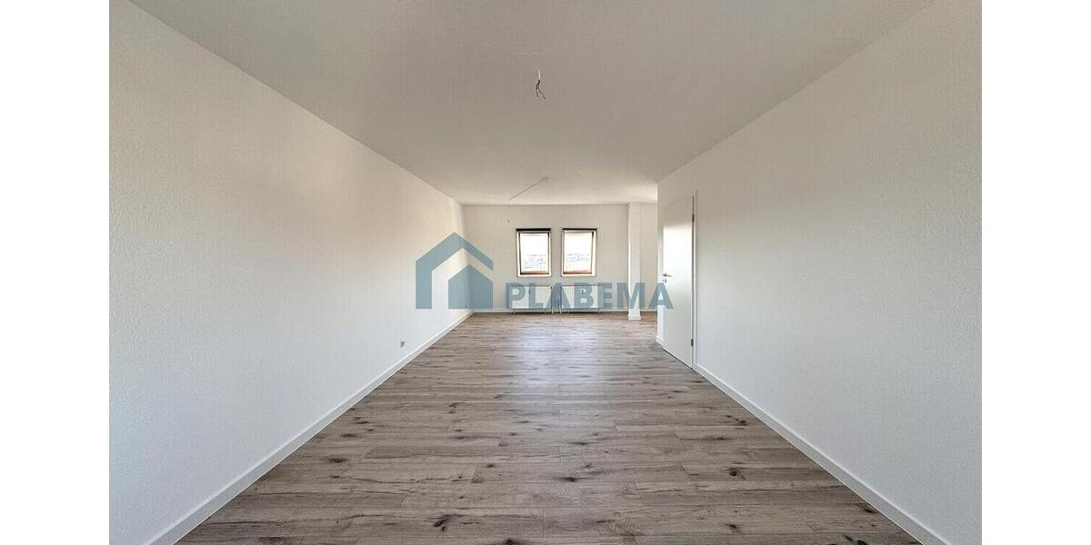 Dachgeschoßwohnung Schwerin Altstadt - 2 Zimmer, 60 m&sup2;, 870&euro; | Angebot:24148902
