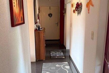 Wohnung Stadtallendorf - 3 Zimmer, 90 m&sup2;, 1.000&euro; | Angebot:26636082