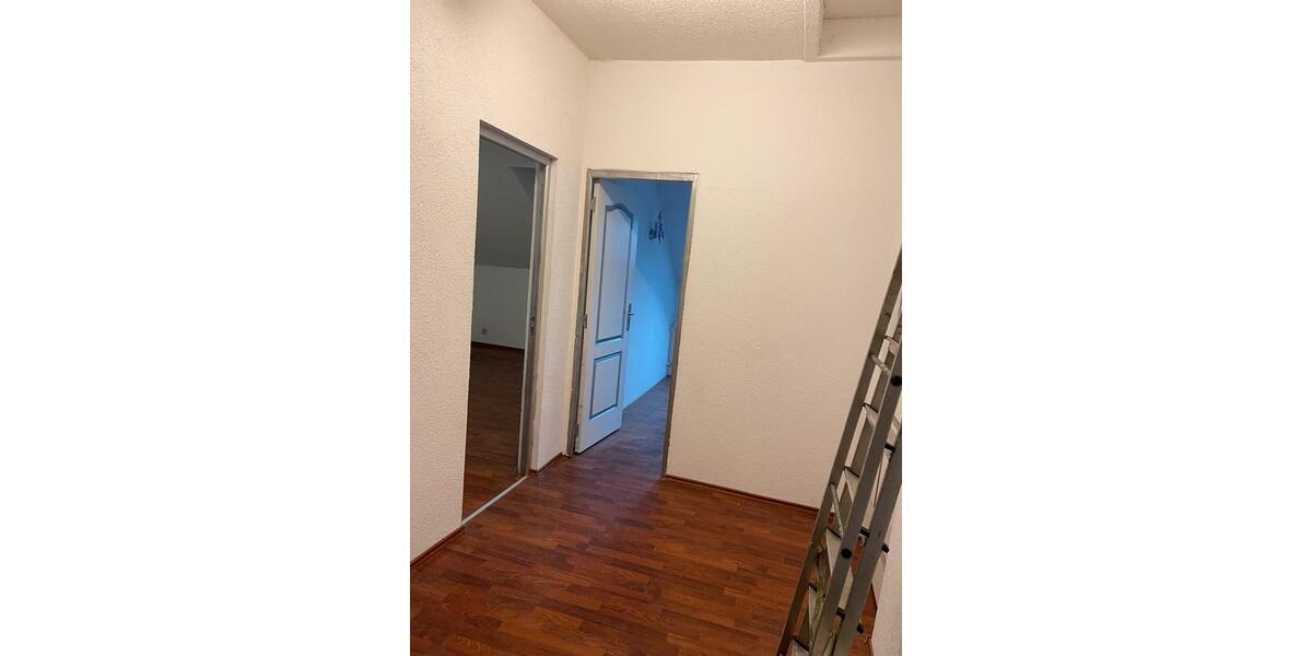 Dachgeschoßwohnung Sulzbach (Saar) - 2 Zimmer, 65 m&sup2;, 700&euro; | Angebot:24454430