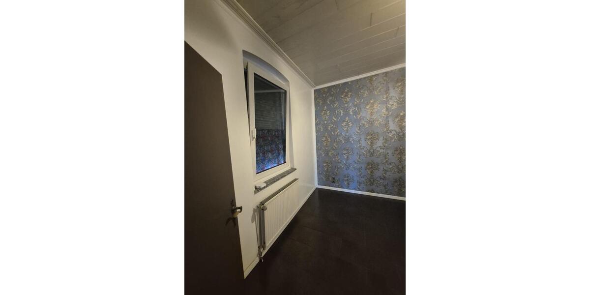 Erdgeschoßwohnung Bünde - 3 Zimmer, 85 m&sup2;, 580&euro; | Angebot:26428133