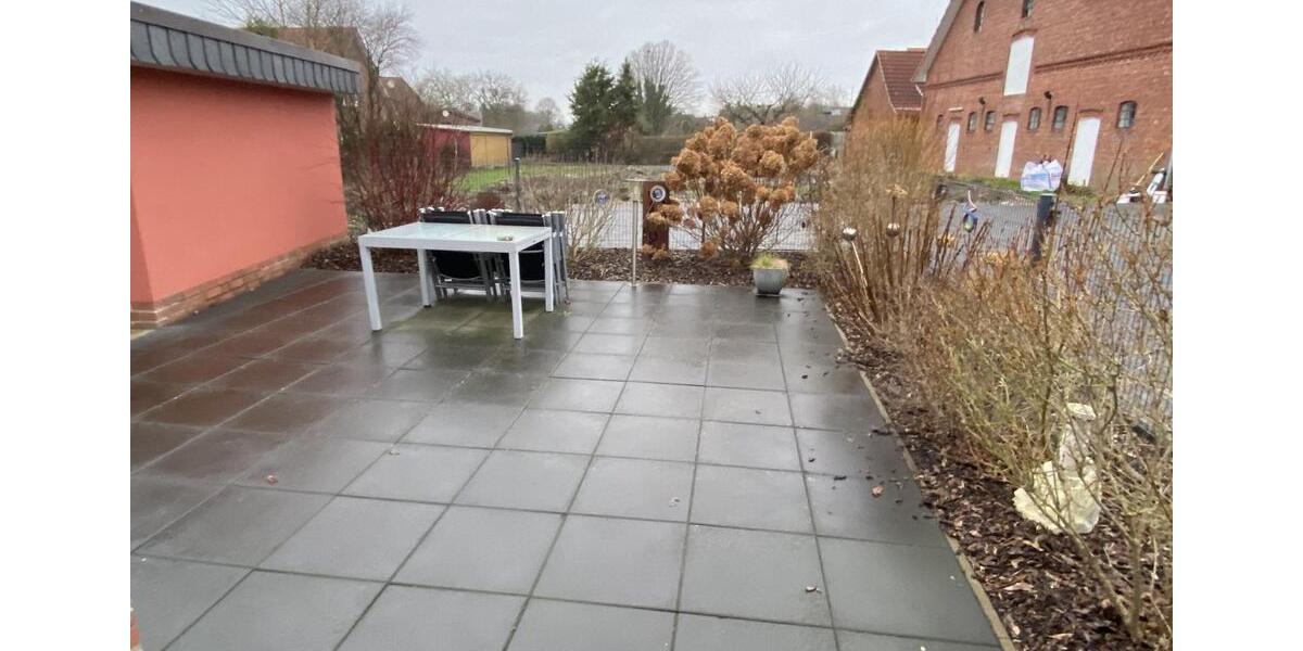 Dachgeschoßwohnung Hambergen - 4 Zimmer, 95 m&sup2;, 980&euro; | Angebot:24876698