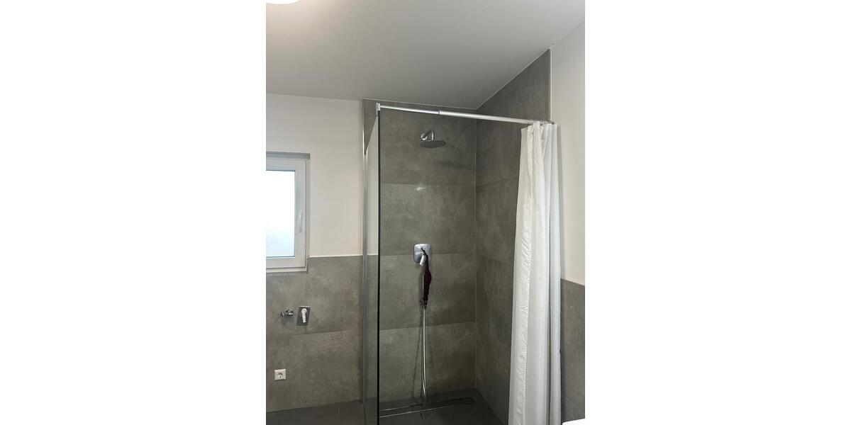 Etagenwohnung Burgdorf - 2 Zimmer, 75 m&sup2;, 900&euro; | Angebot:26019384