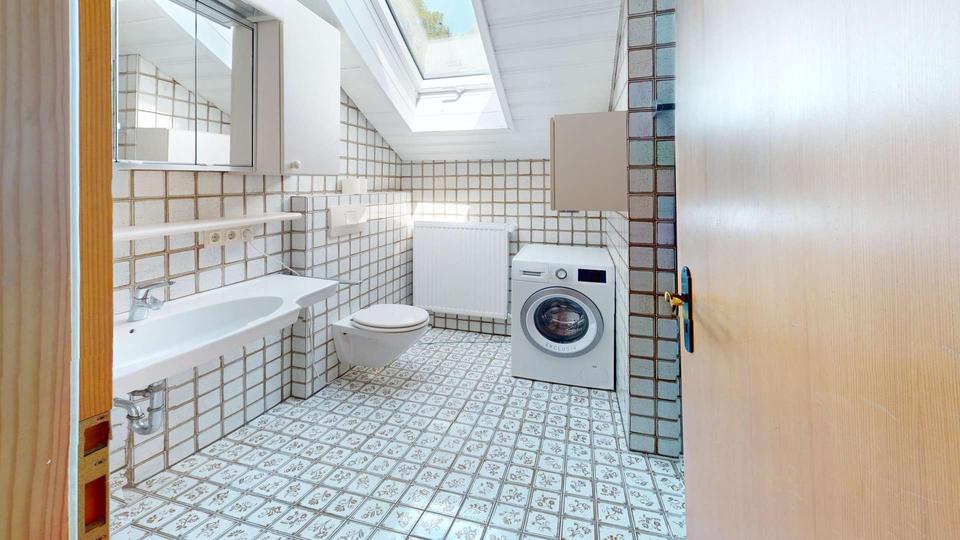 Dachgeschoßwohnung Schongau - 4 Zimmer, 108 m&sup2;, 1.200&euro; | Angebot:26454282