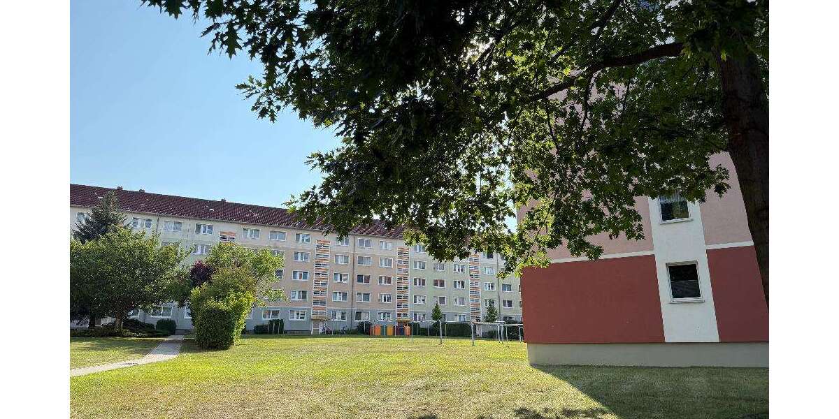 Etagenwohnung Lichtentanne - 2 Zimmer, 49 m&sup2;, 285&euro; | Angebot:25394056