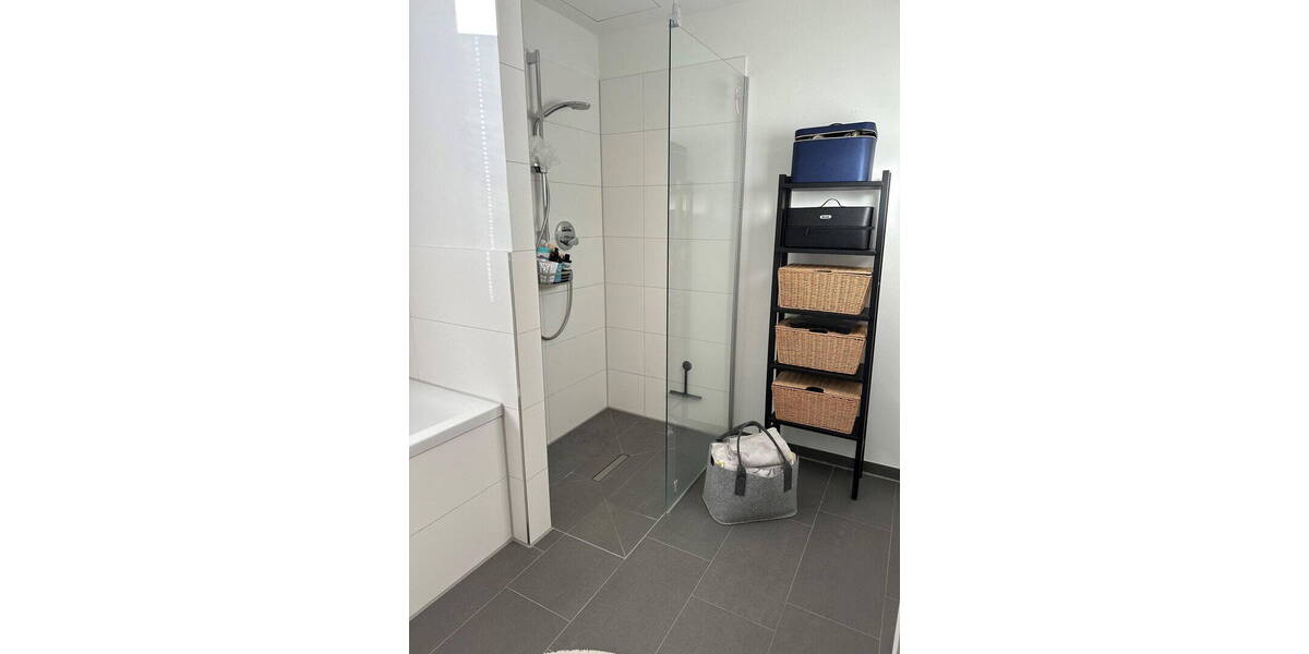 Etagenwohnung Tornesch Esingen - 3 Zimmer, 107 m&sup2;, 1.580&euro; | Angebot:26741015