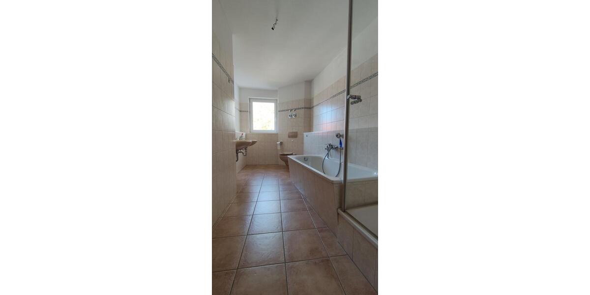 Etagenwohnung Erfurt - 3 Zimmer, 110 m&sup2;, 1.265&euro; | Angebot:26368259