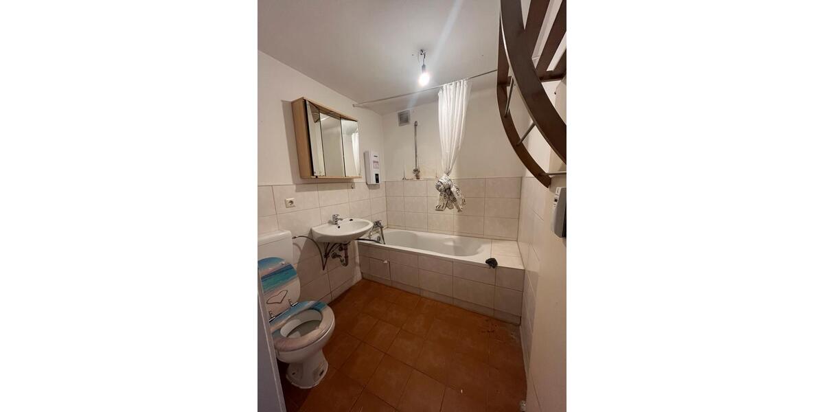 Dachgeschoßwohnung Bremen Neustadt - 1 Zimmer, 42 m&sup2;, 748&euro; | Angebot:24727906